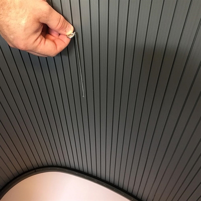 Oval, böjd, utställningsdisk inkl tryck på PET Stayflat film m/welkro