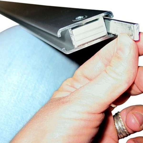 Multi Stander Väggkontakt för Banner