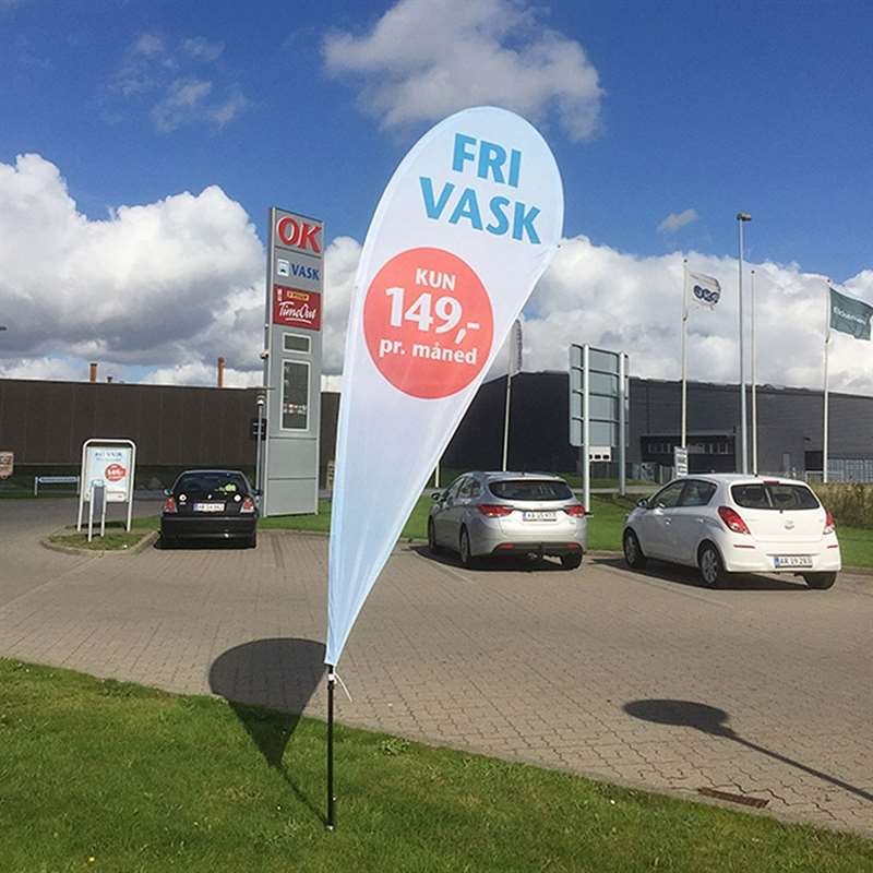 Utomhus Drop-formad Flagga - Stor - inklusive flagga med tryck och svart stång