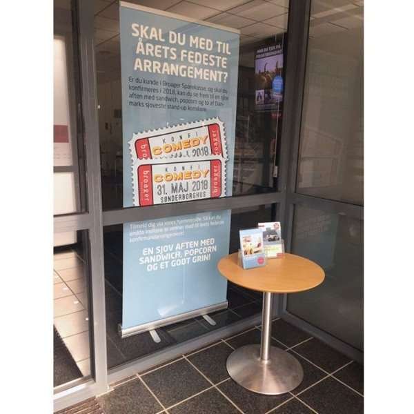 Klassisk Roll-up enkelsidig - 80x200 cm - silver - med banderoll och tryck