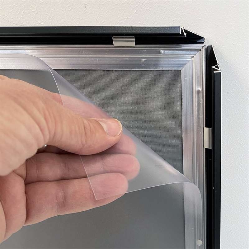 Alu sn&auml;ppramar, svart, platt 20 mm profil, 50 x 70 cm