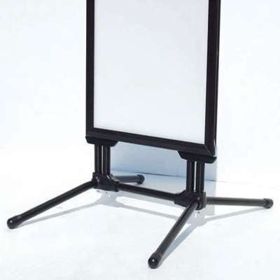 Wind-Line Budget Fj&auml;derst&auml;ll Trottoarpratare - A1 - svart