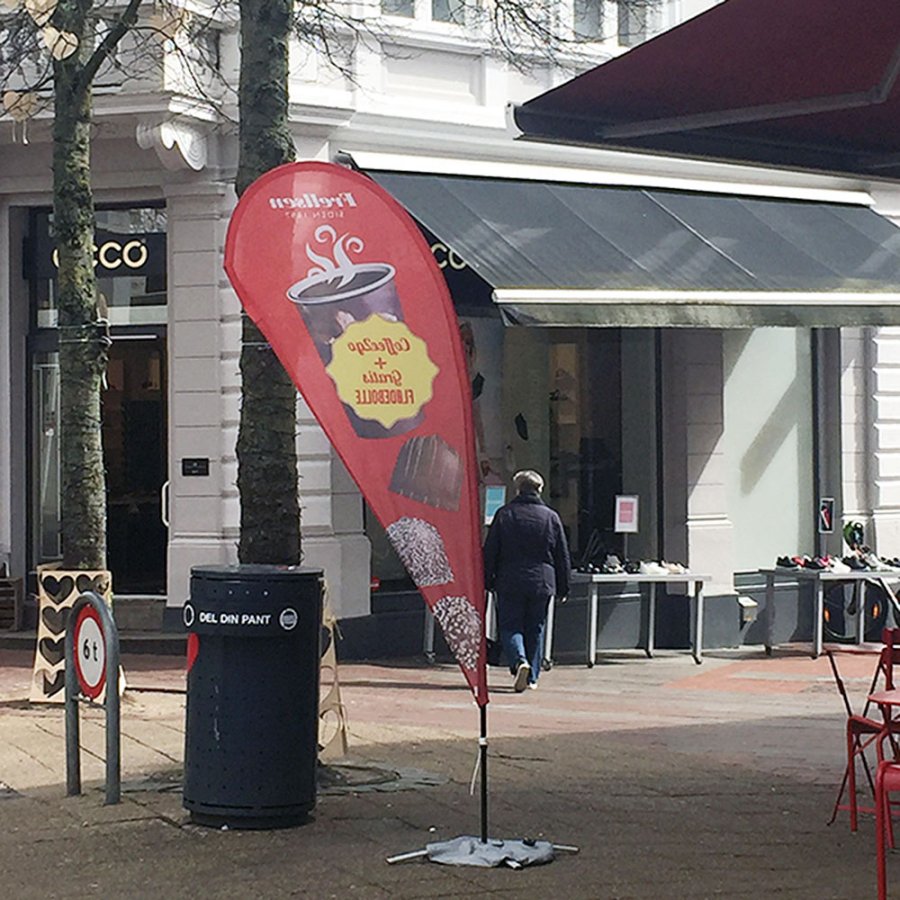 Svart stång för Outdoor Drop Flagga, Large