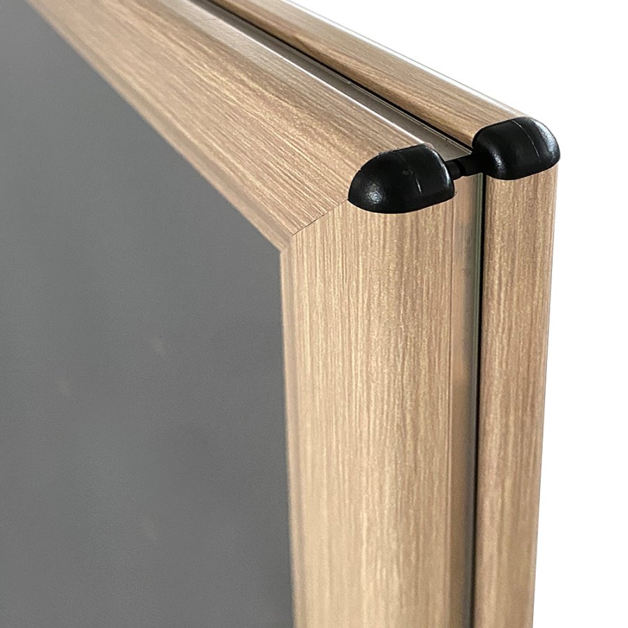 Stilfullt Wind-Pro Gatust&auml;ll med Vattenbas i Gr&aring;/Ljus Tr&auml; - A1 Storlek