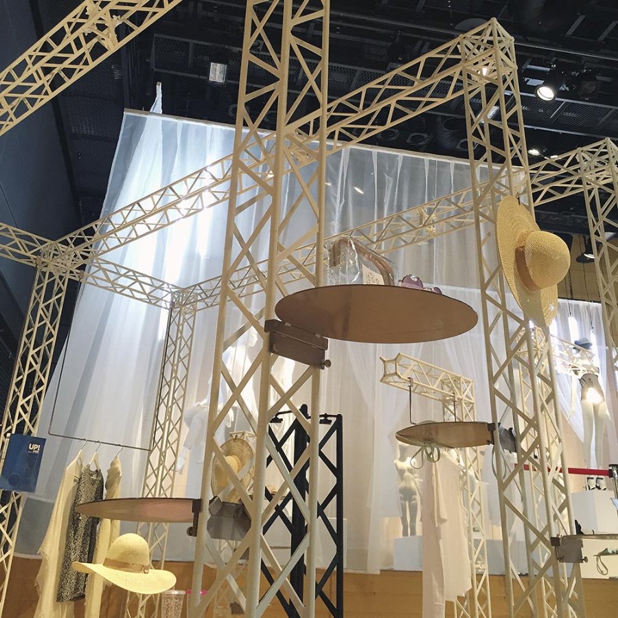 CROWN TRUSS, Hyllh&aring;llare - Vit