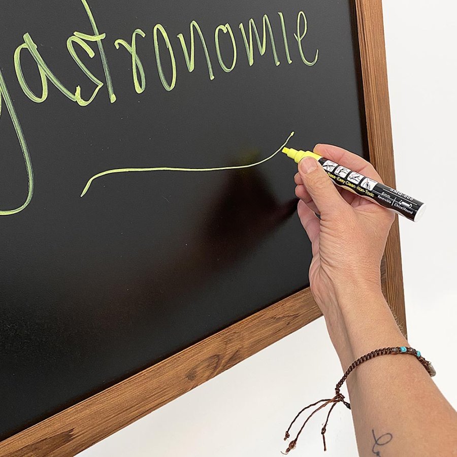 Gatupratare griffelst&auml;ll/griffelpratare med griffeltavlor i tr&auml;, 51x90 cm - inkl. 8 st. Griffelpennor