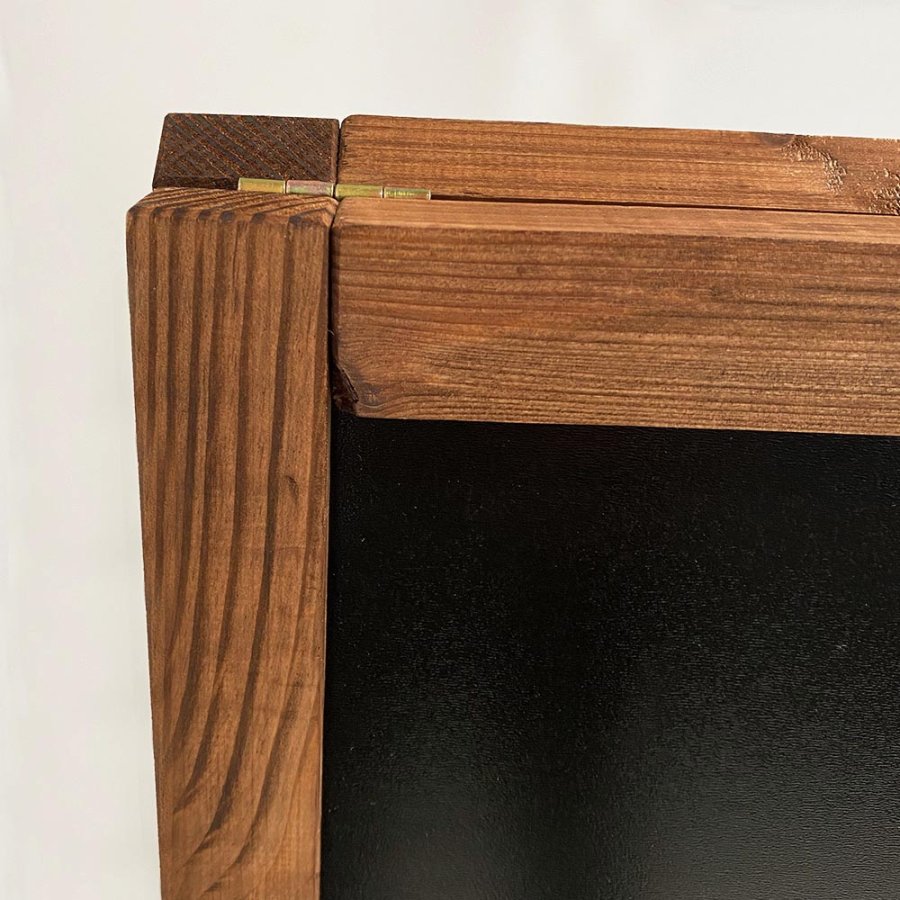 Gatupratare griffelst&auml;ll/griffelpratare med griffeltavlor i tr&auml;, 51x90 cm - inkl. 8 st. Griffelpennor