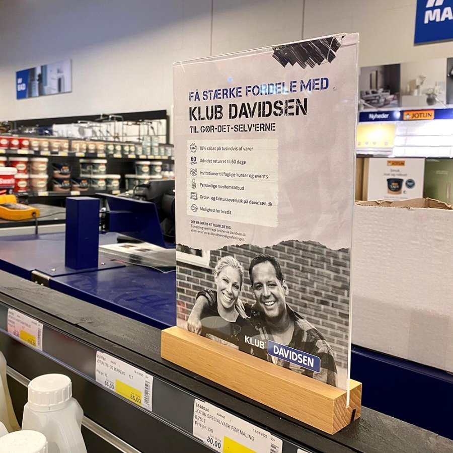 TR&Auml; Menyh&aring;llare av boktr&auml;, inkl. akrylpl&aring;t, A5, 2 vinklar - uppr&auml;tt och snett