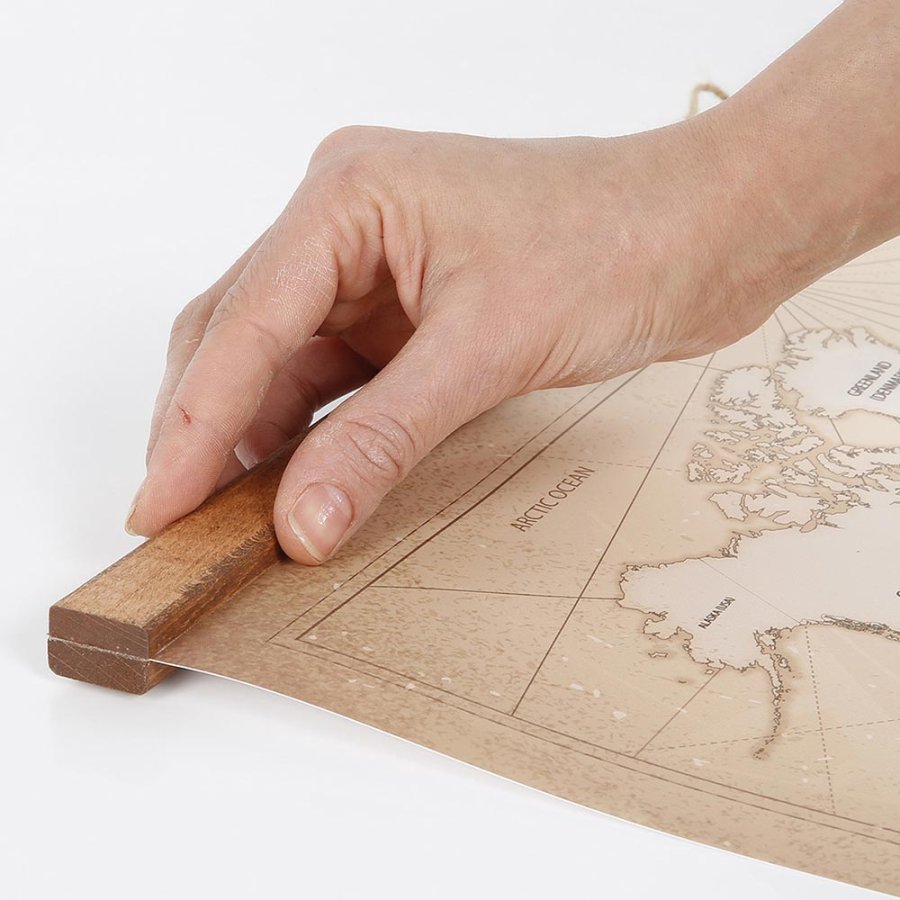 Tr&auml;affischh&auml;ngare i m&ouml;rk bok. affischtavla i tr&auml;, magnetisk - 40cm set