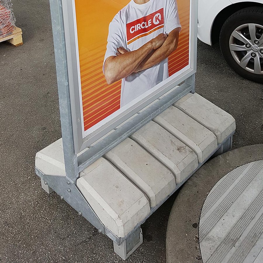 Heavy Outdoor Sign Betongst&auml;ll - 100x140 cm - silver