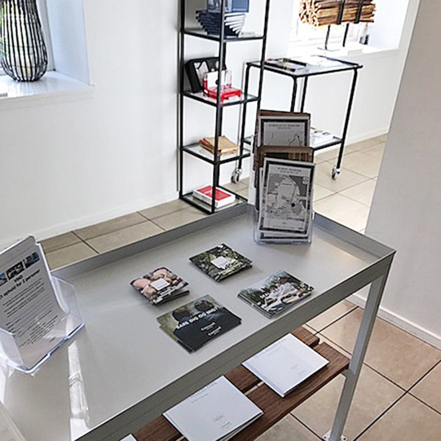 Multi Dispenser, broschyrh&aring;llare i akryl, 4 x M65