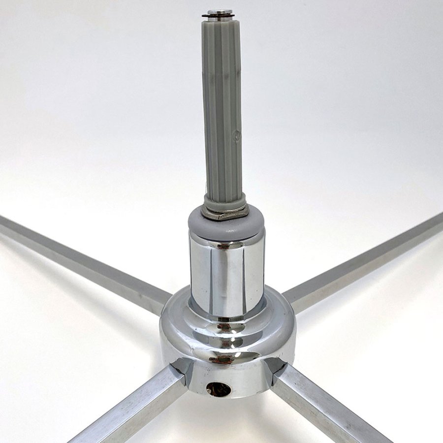 Cross Flag Base, korsfot och vattenv&auml;ska f&ouml;r beachflaggaa