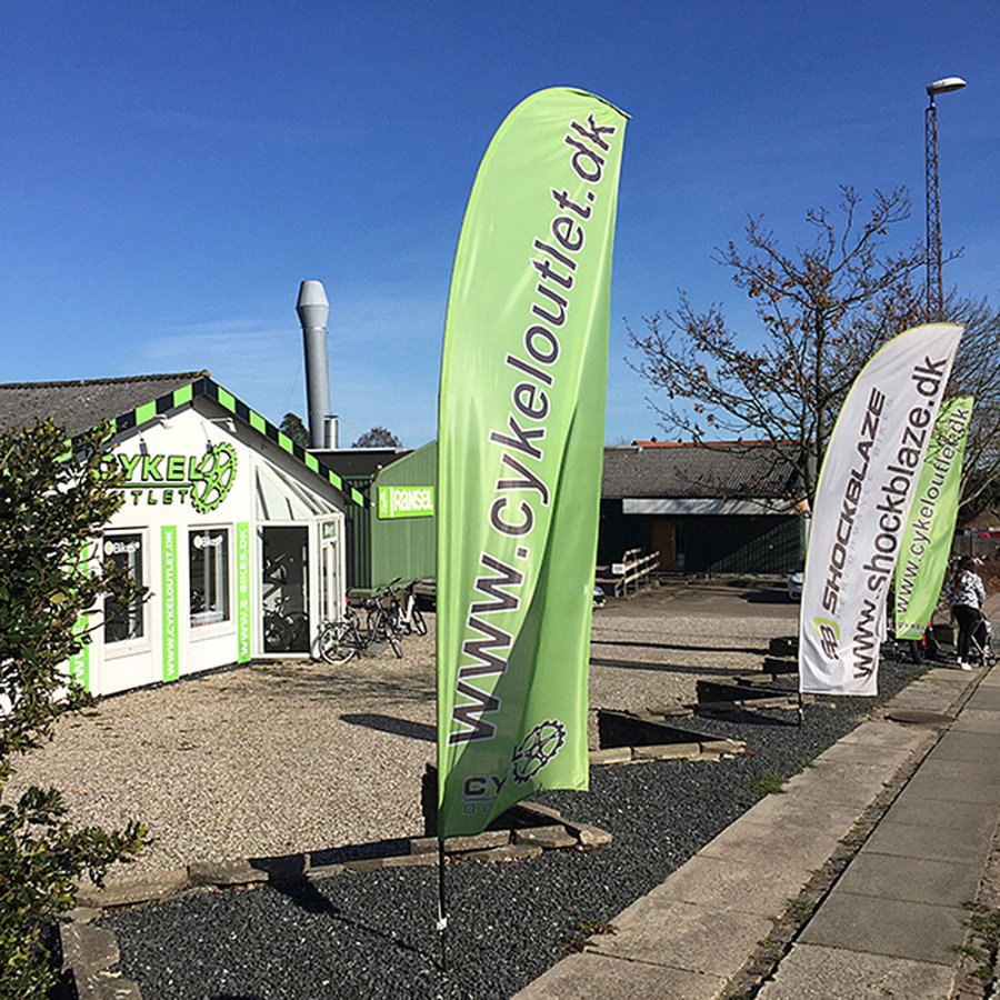 Utomhus b&aring;ge flaggst&auml;nger, sm&aring;