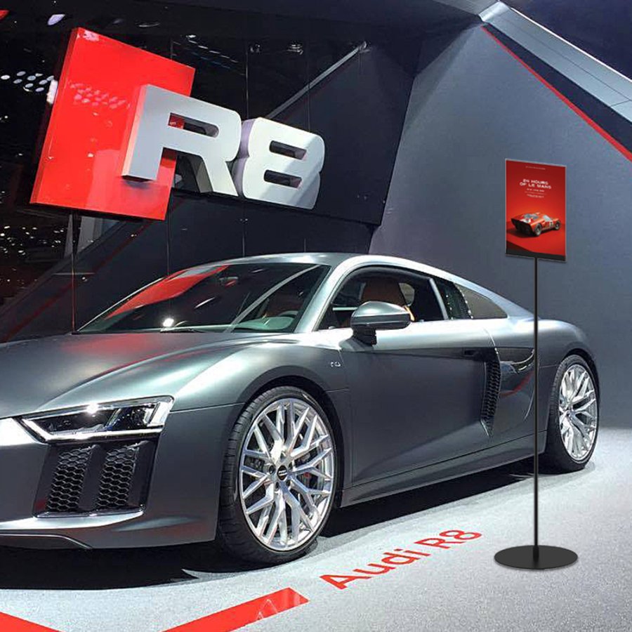 Design Stand, golvskylt med akrylh&aring;llare, vertikal A4, svart, 132cm h&ouml;g