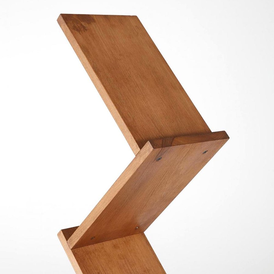 Broschyrh&aring;llare i tr&auml; Zig Zag, 5 x A4